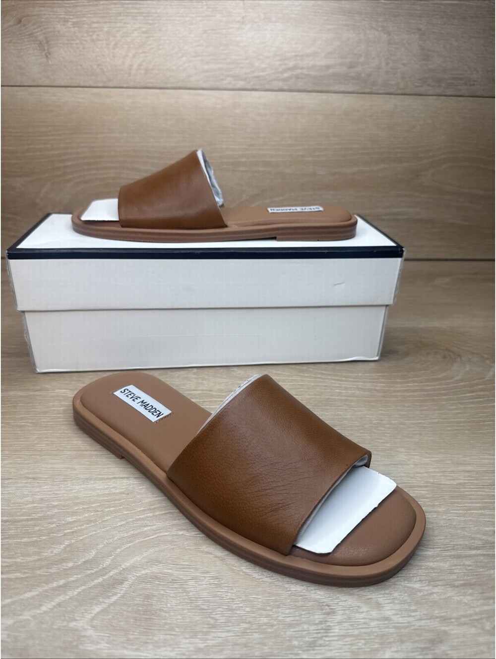 STEVE MADDEN SIENNA LEATHER UPPER SLIDES SHOES WOMEN'S SIZE 7.5 NEW